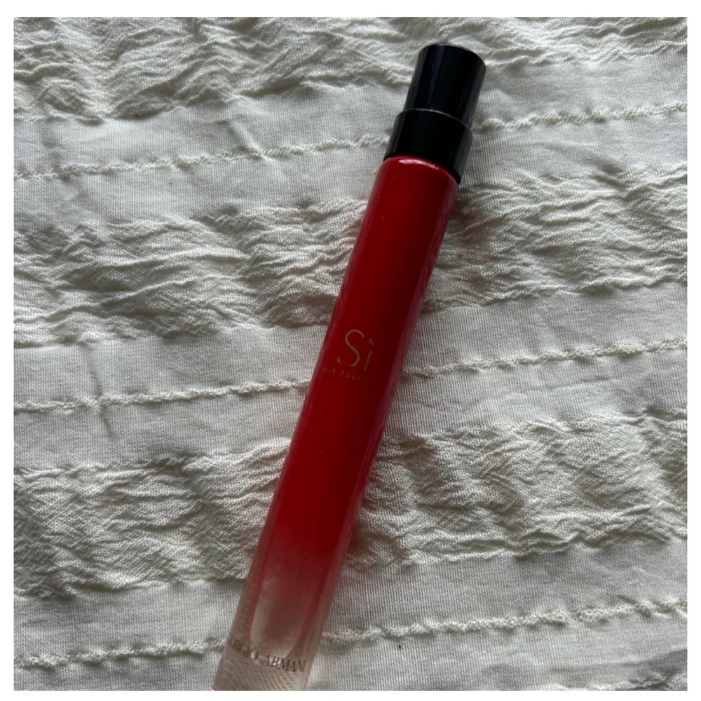 NEW NEVER USED Armani Si Passione Travel Parfume Spray.